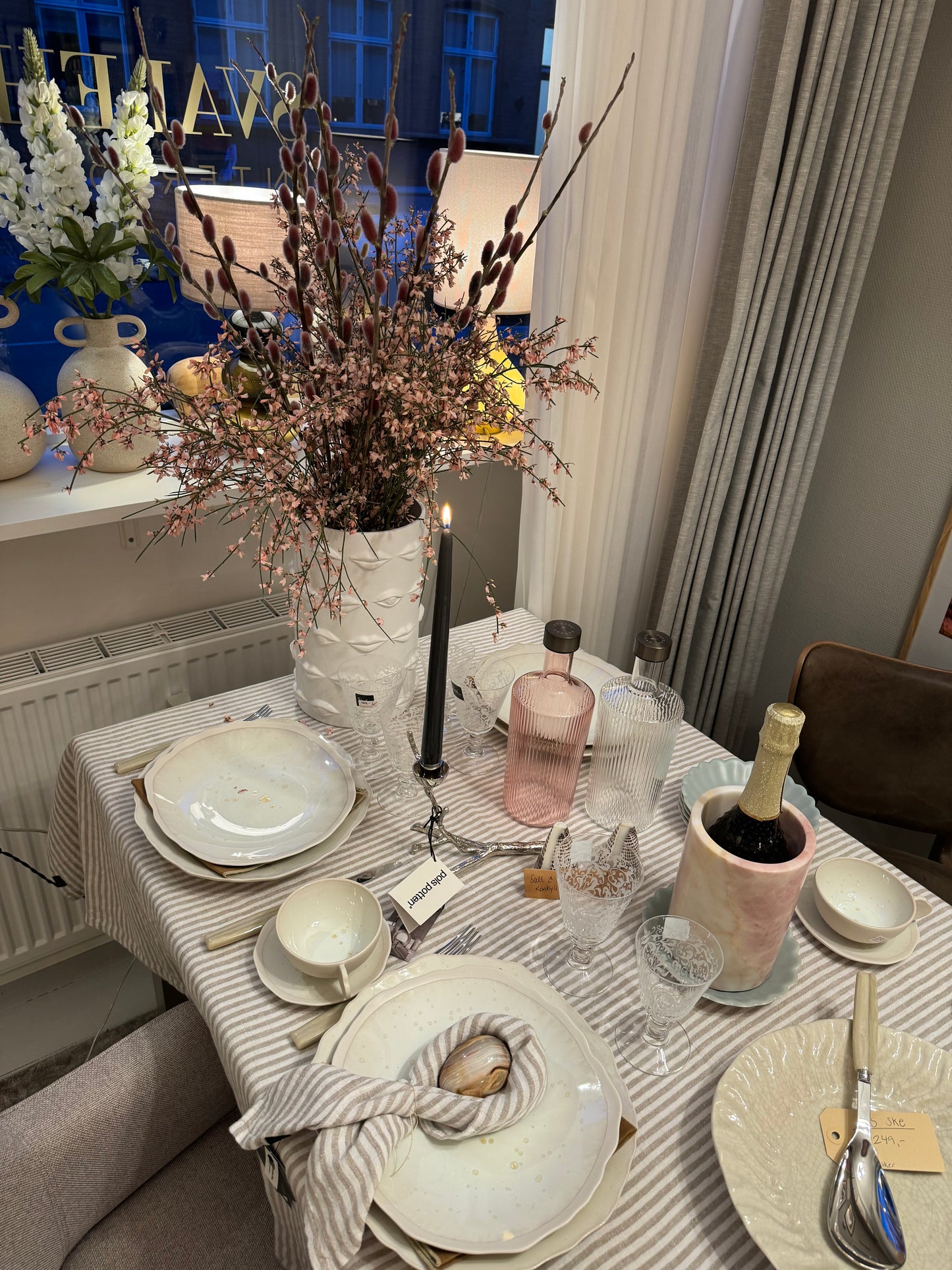 Vinkøler lyserød marmor fra Stoned