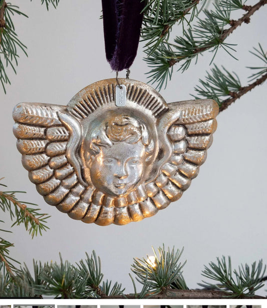 Sølvfarvet jule engel