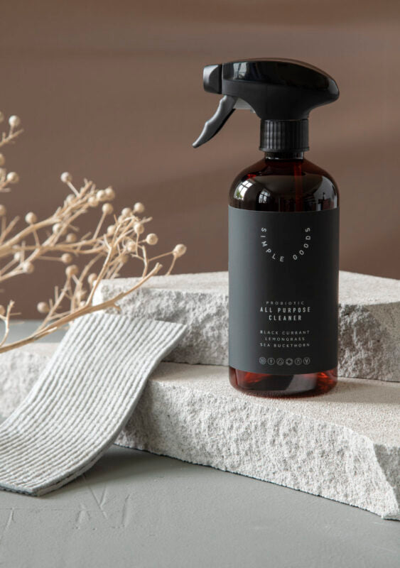 Simple Good All purpose cleaner Black currant
