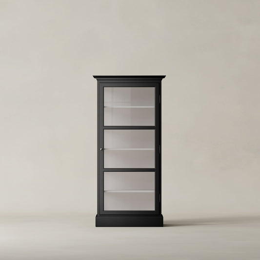 Vitrineskab i sort fra Lindebjerg Design