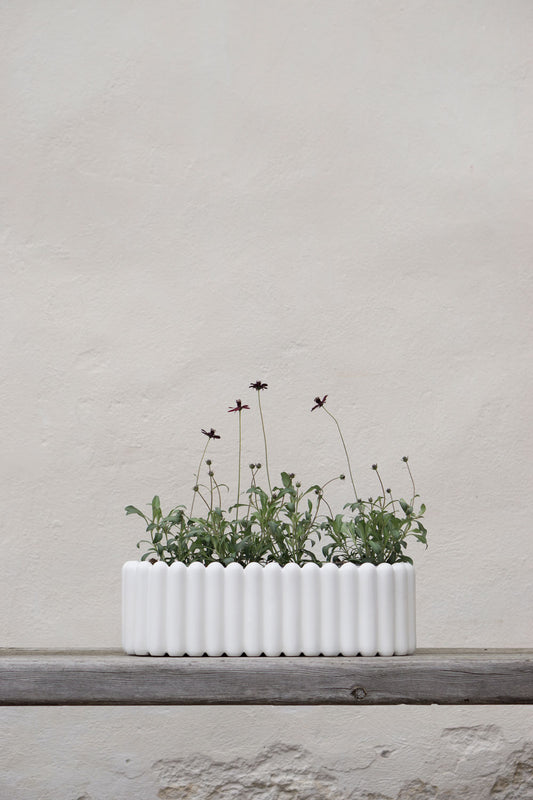 Oval krukke i mosgrøn og hvid fra DBKD