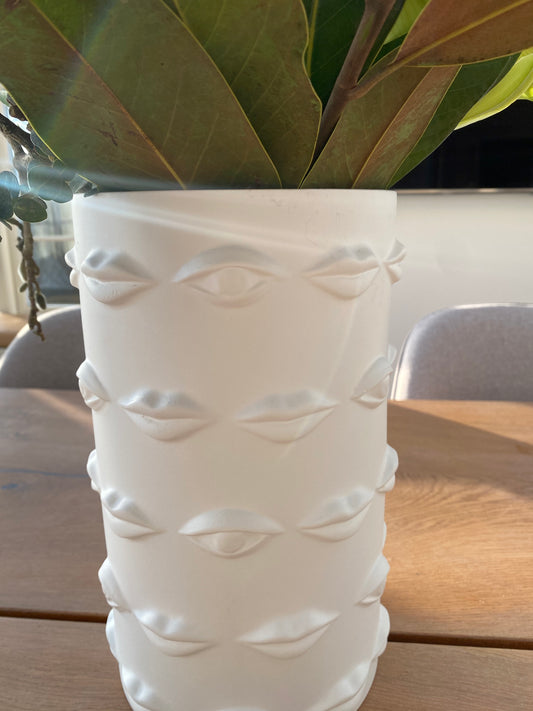 Stor keramik vase med kys :)